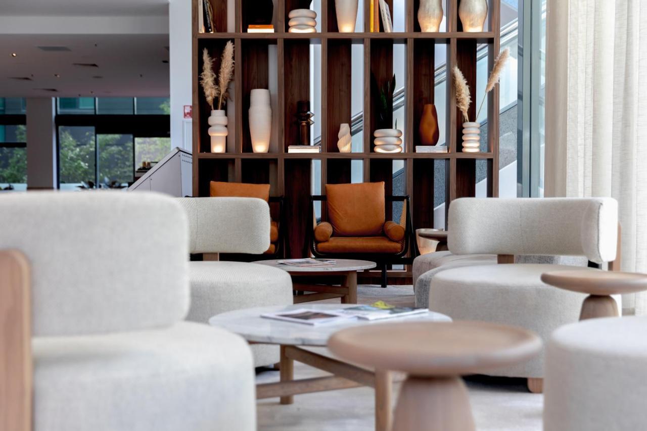 Amora Hotel Brisbane Bagian luar foto The lobby of the hotel